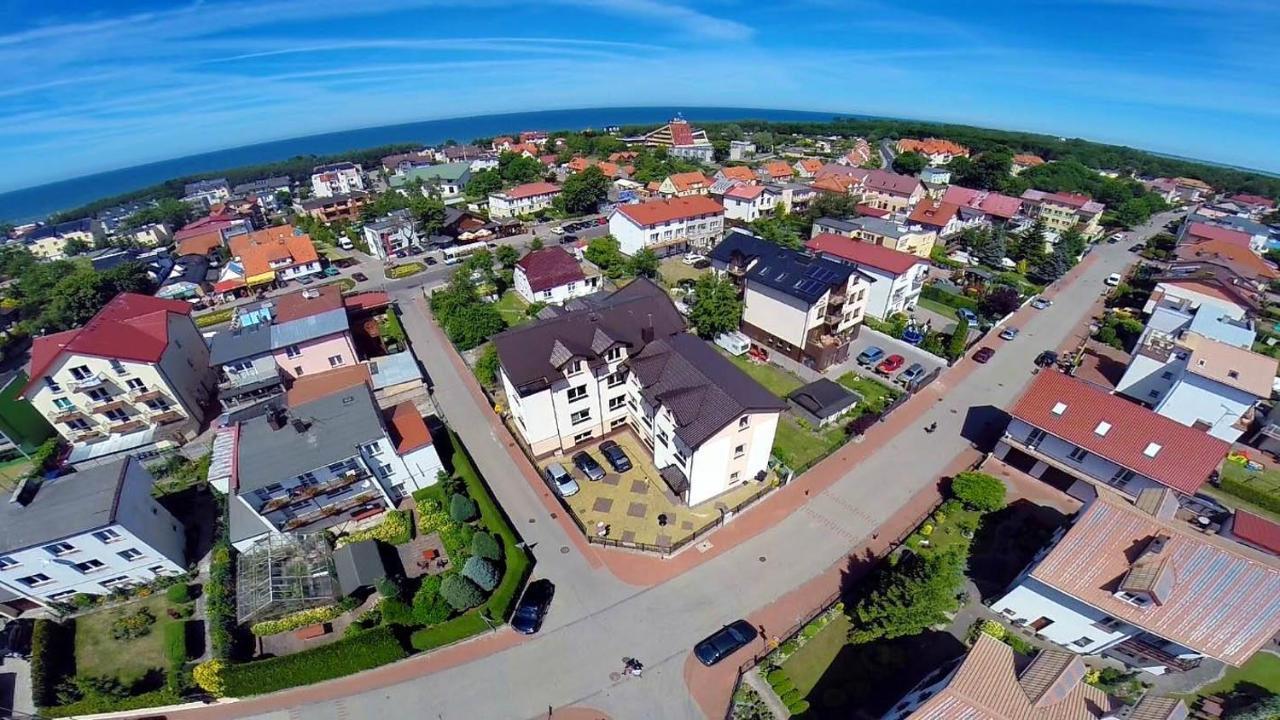 Pokoje Goscinne Jedrus Mielno  Exterior photo